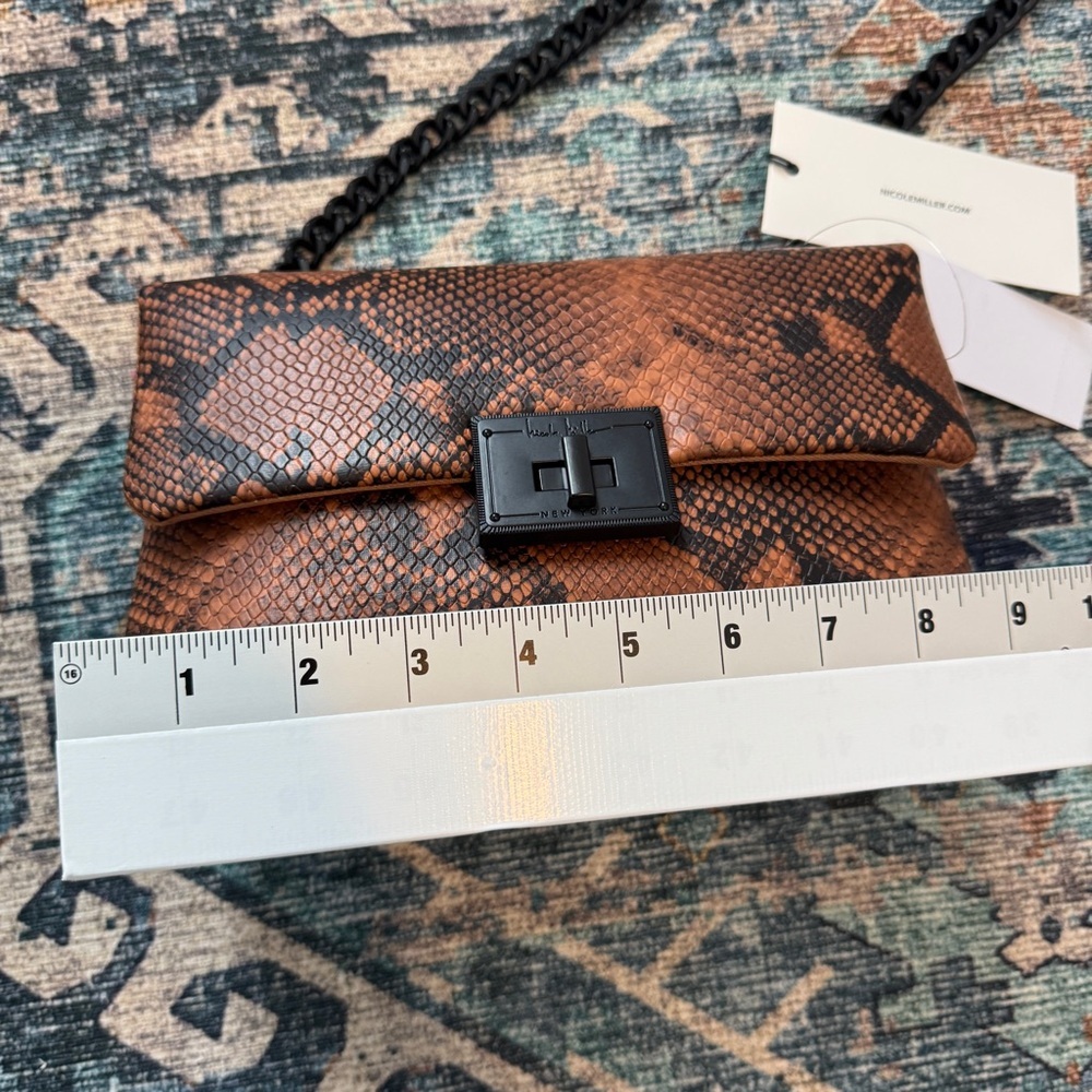 NEW Nicole Miller Brown Black Snakeskin Crossbody Bag Faux Leather - Picture 7 of 8